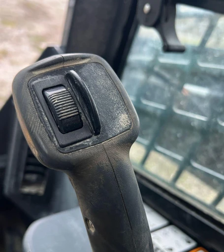 2017 John Deere 333G skid steer loader