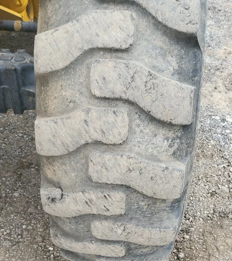 2017 Gehl DL1240 telehandler