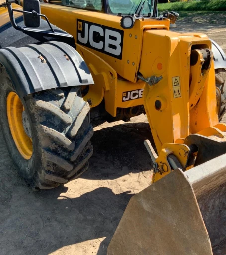 2017 Jcb 560-80AGS 4x4x4 Telehandler