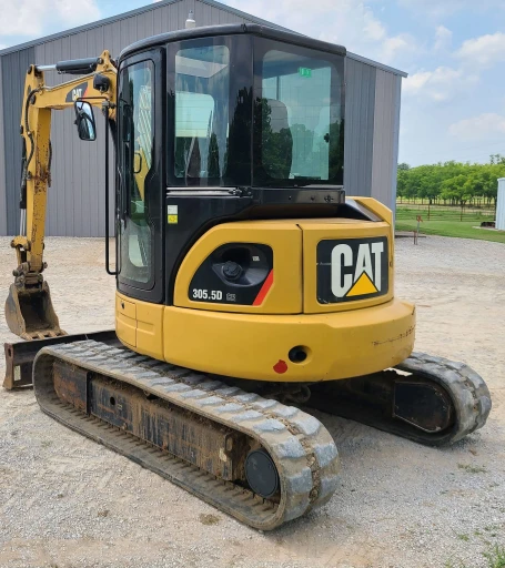 2011 Caterpillar 305.5D CR mini excavator
