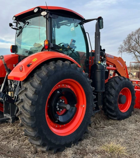 2018 Kubota M7-171 MFWD tractor