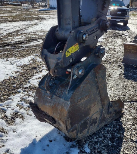 2021 Volvo ECR145EL excavator