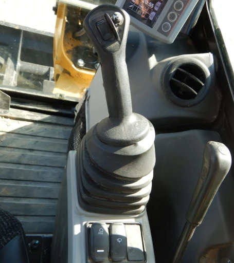 2018 Caterpillar 305E2 CR mini excavator