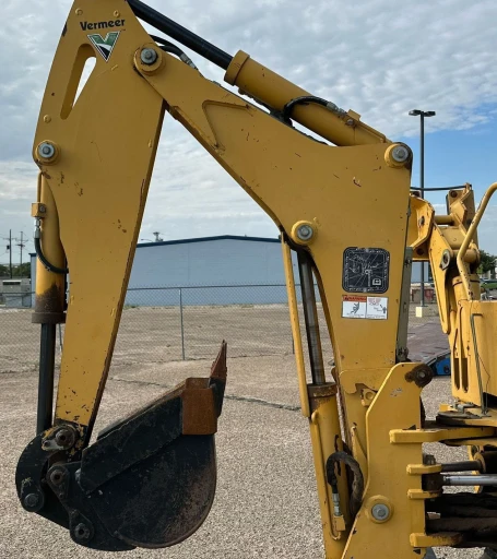 2009 Vermeer RTX750 trencher