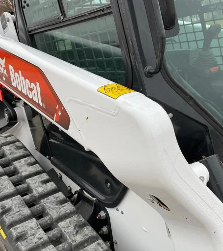 2021 Bobcat T76 R-Series Compact Track Loader