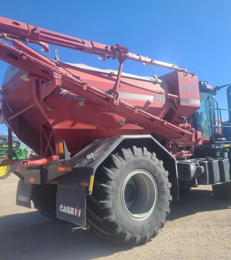 2014 Case IH Titan 4530 Dry Fertilizer Applicator