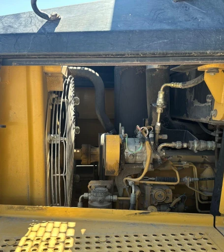 2002 Caterpillar 953C track loader