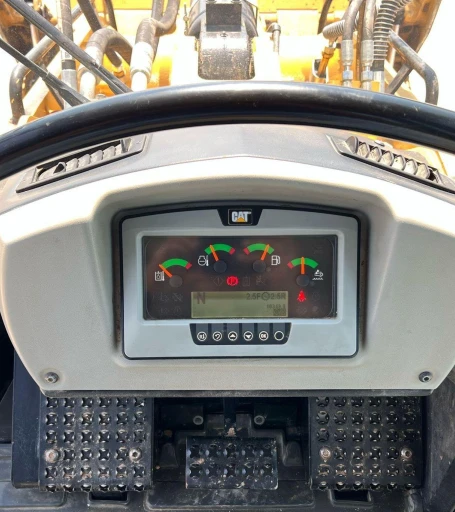 2016 Caterpillar 963K track loader