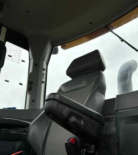2022 John Deere 544 P-Tier wheel loader