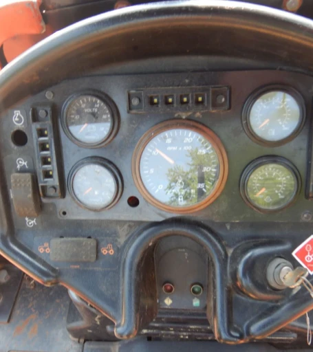 2004 Ditch Witch HT115 cable plow
