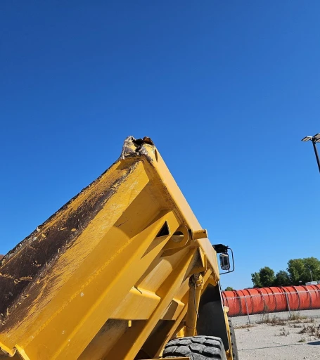 2000 John Deere 400C haul truck
