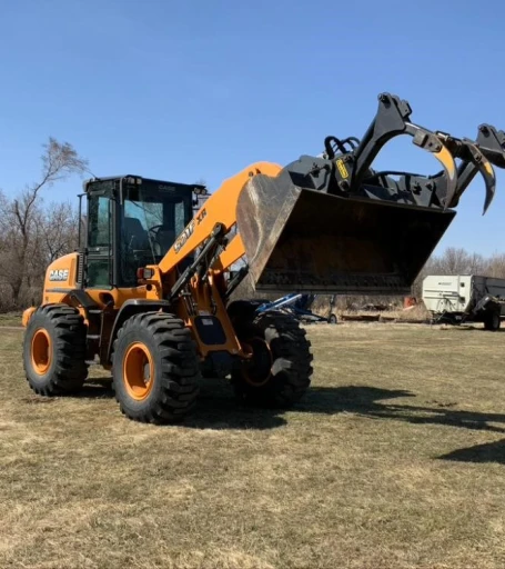 2015 Case 521F XR Wheel Loader W2.5yd Bucket & Grab-Tech Grapple