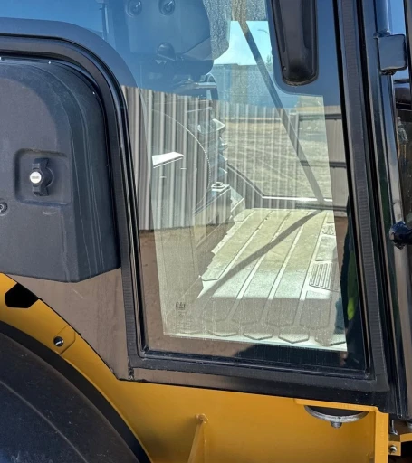 2023 Caterpillar 908 wheel loader