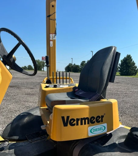 2015 Vermeer RTX750 trencher