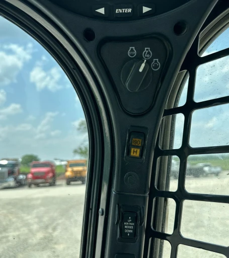 2021 Bobcat T595 tracked skid steer loader