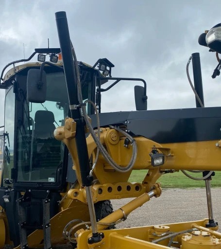 2010 Caterpillar 140M motor grader