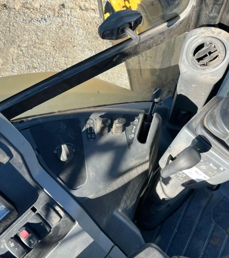 2021 Caterpillar 420ST HRC backhoe
