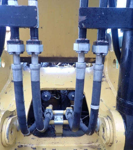 2011 Caterpillar 345D L excavator