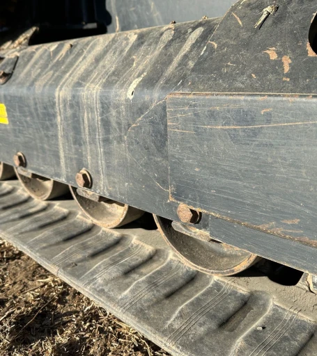 2019 Kubota SVL95-2S tracked skid steer loader