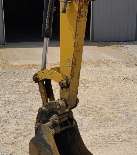 2011 Caterpillar 305.5D CR mini excavator