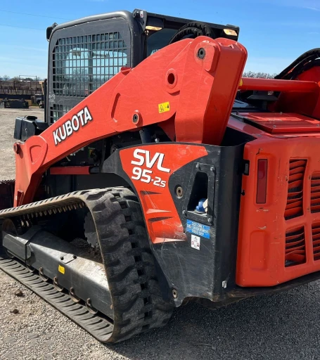 2021 Kubota SVL95-2s tracked skid steer loader