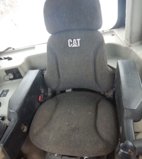Caterpillar D6T LGP dozer