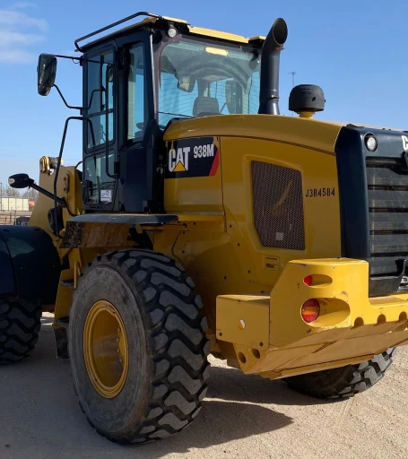 2017 Caterpillar 938M wheel loader
