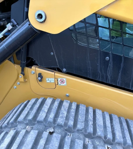2022 Caterpillar 289D3 tracked skid steer loader