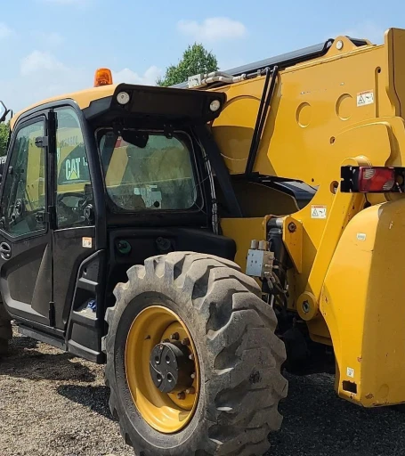 2017 Caterpillar TL1255D telehandler