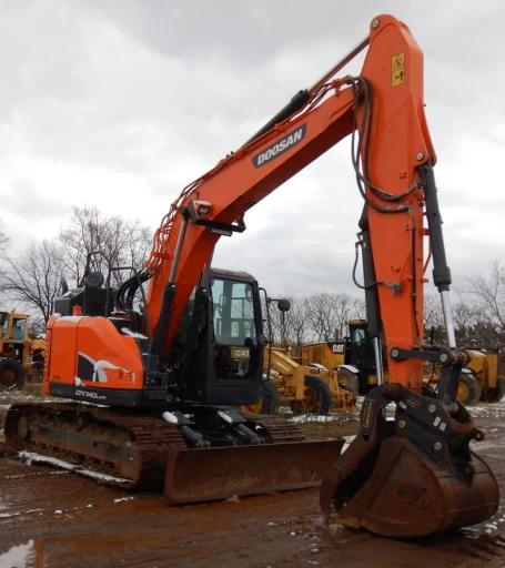 2014 Doosan DX140LCR excavator