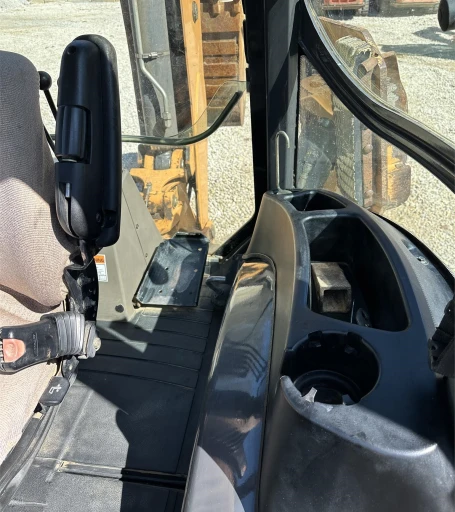 2018 CASE 580SN Backhoe