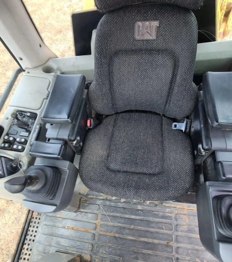 2010 Caterpillar 963D track loader