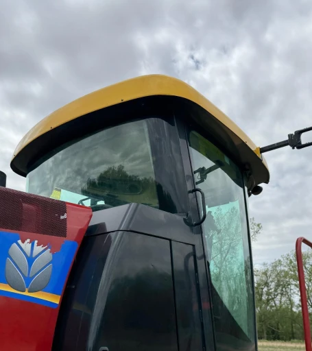 2014 New Holland Speedrower 240 Self-Propelled Windrower