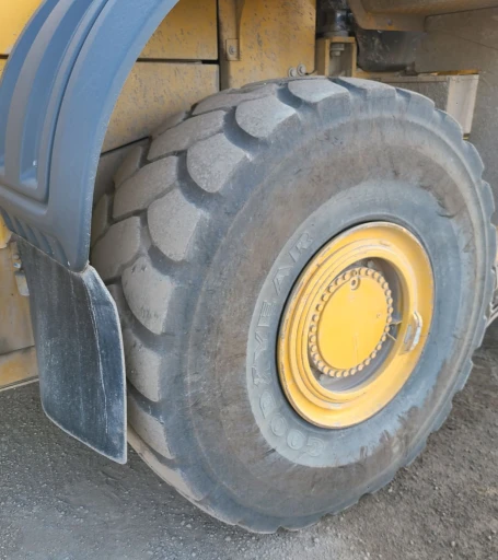 2009 John Deere 844K wheel loader