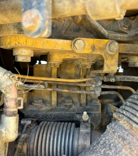 2011 Caterpillar D6T XL dozer