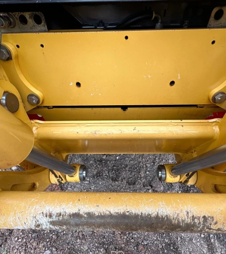 2013 John Deere 772GP motor grader
