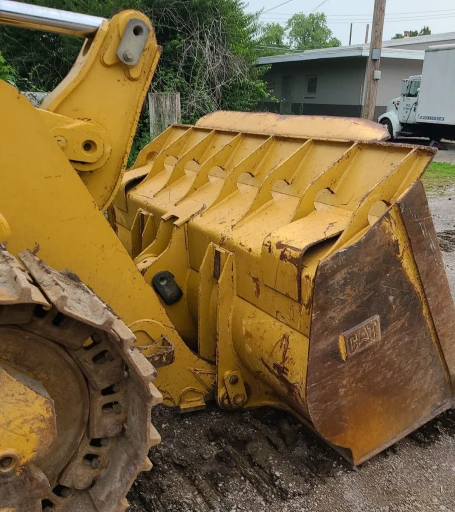 2008 Caterpillar 963D track loader