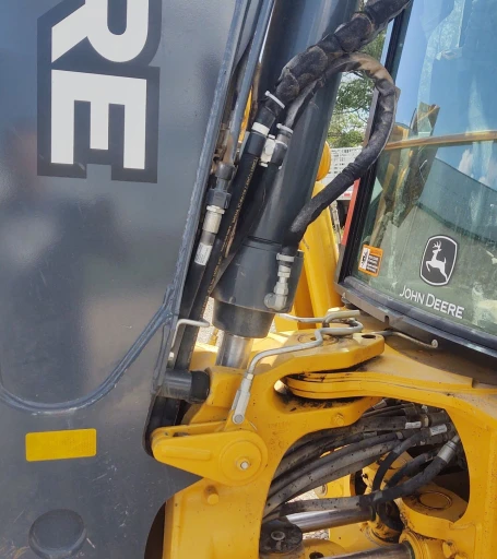 2018 John Deere 410L backhoe