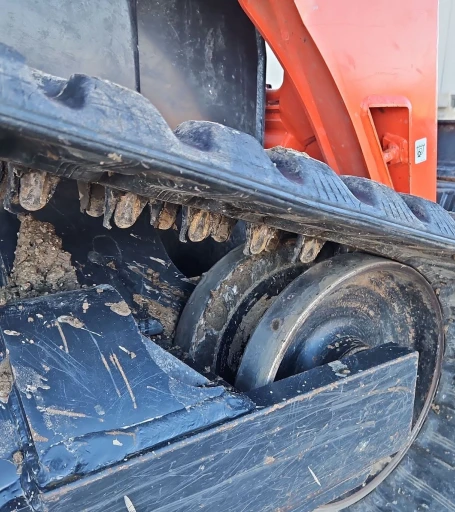 2022 Kubota SVL97-2 tracked skid steer loader