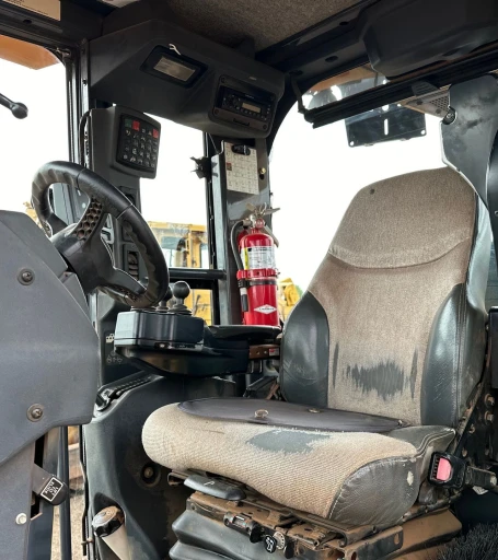 2013 John Deere 772GP motor grader