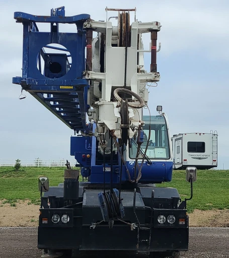 2011 Tadano GR300XL crane