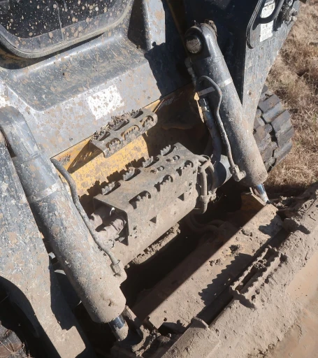 2021 John Deere 331G tracked skid steer loader