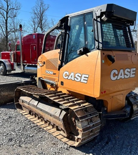 2018 Case 750M dozer