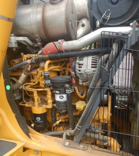 2015 John Deere 410L backhoe