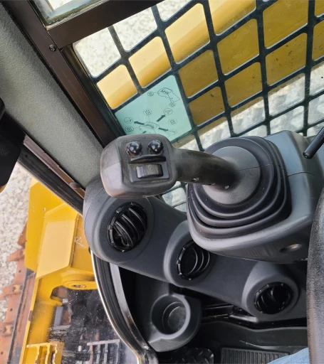 2017 Caterpillar 289D Skid Steer