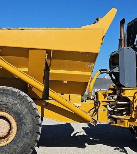 2000 John Deere 400C haul truck