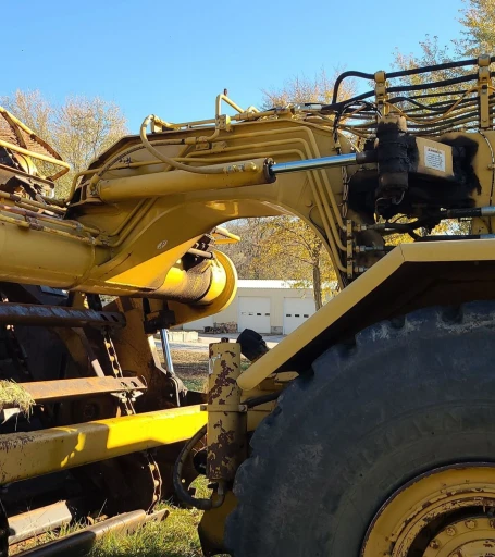 2006 Caterpillar 615C Series II elevating scraper