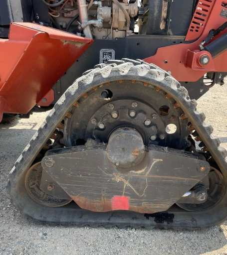 2011 Ditch Witch RT115 Quad vibratory cable plow