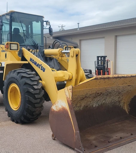 2005 Komatsu WA320 wheel loader