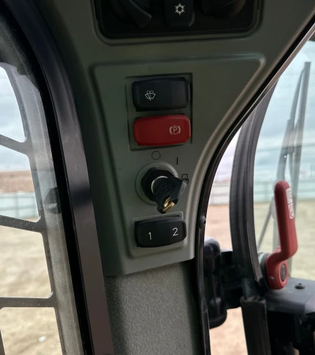 2022 Caterpillar 289D3 tracked skid steer loader